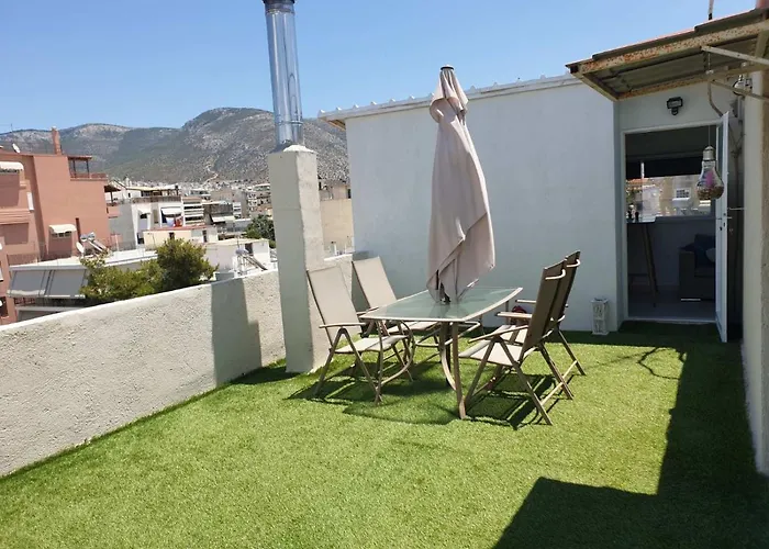 Skyline Oasis Rooftop